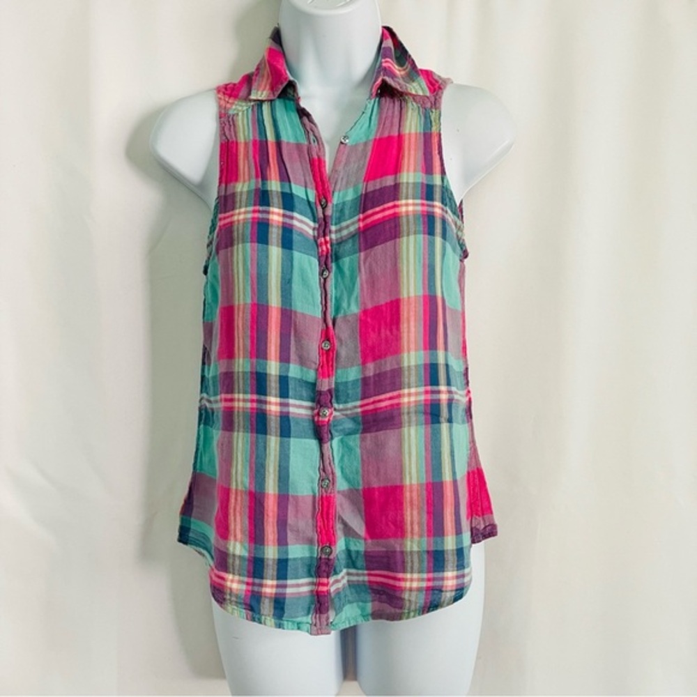 Hollister • Colorful Plaid Sleeveless Button Up Tank Top